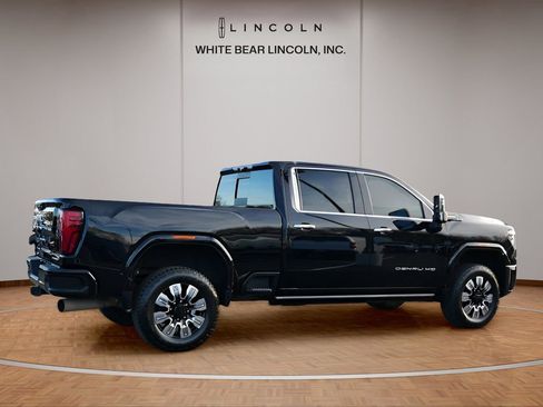 Used 2024 GMC Sierra 3500 Denali w/ Denali Reserve Package image 5