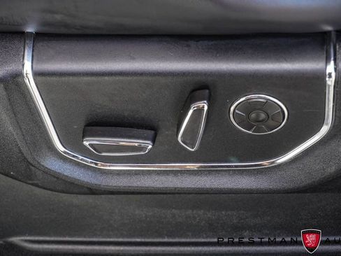 Used 2022 Ford F350 Platinum w/ FX4 Off-Road Package image 31