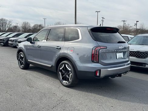 New 2025 Kia Telluride EX w/ EX Captain's Chair Package image 5