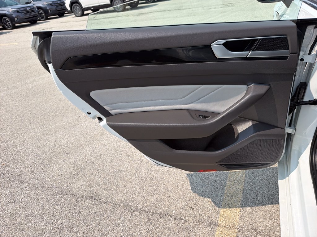 Certified 2023 Volkswagen Arteon SEL AWD/4WD image 22