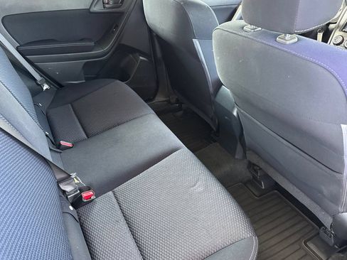 Used 2015 Subaru Forester 2.5i w/ Alloy Wheel Package AWD/4WD image 23