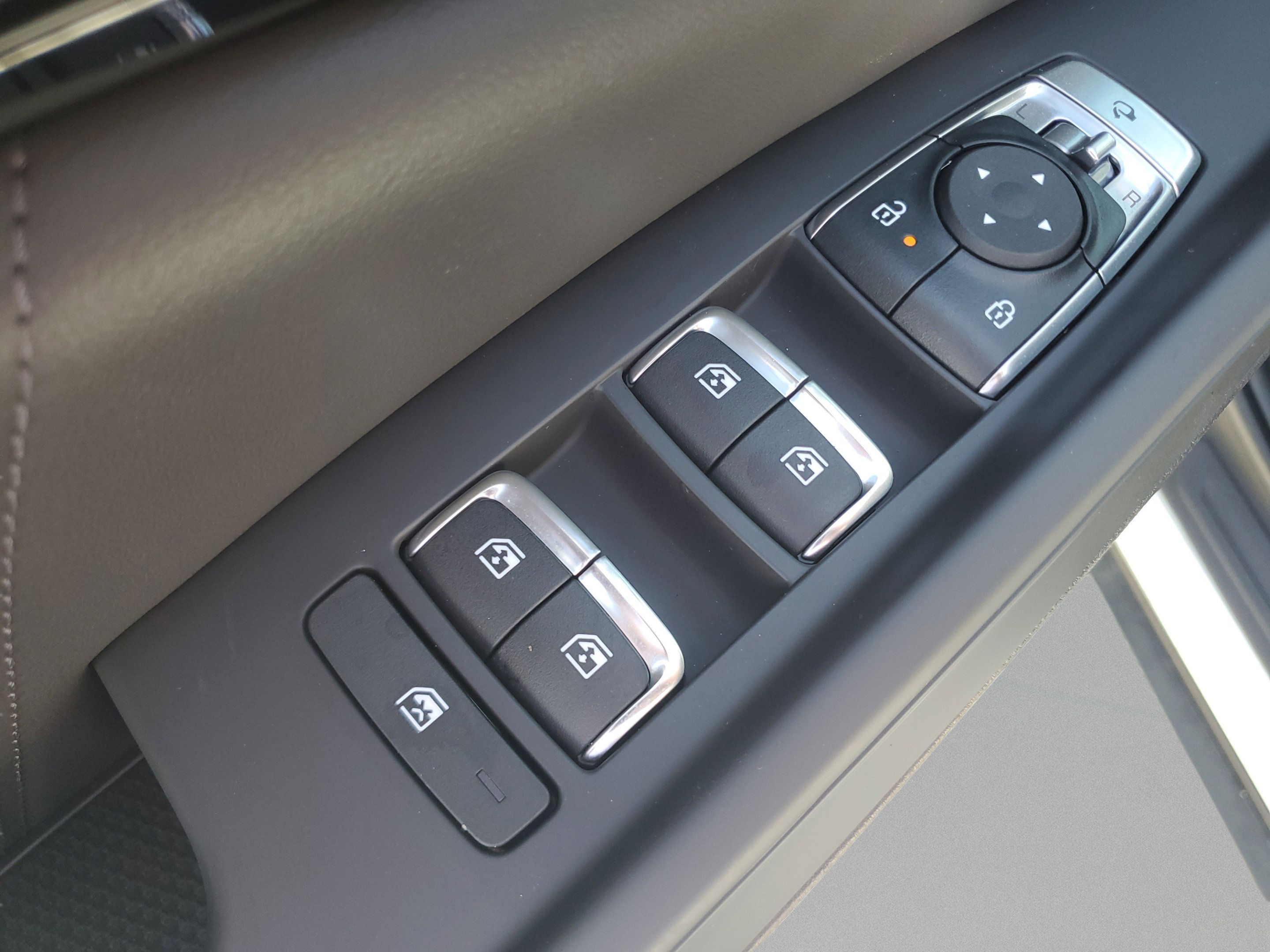 New 2026 Kia Carnival SX Prestige FWD image 13