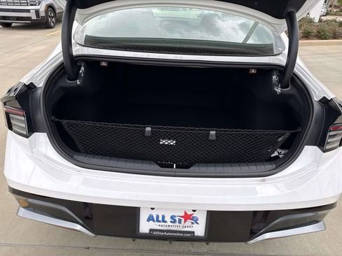New 2026 Hyundai Sonata SEL FWD image 12