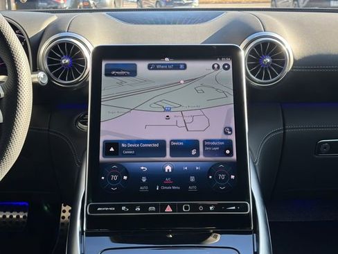 Used 2025 Mercedes-Benz SL 55 AMG 4MATIC image 37