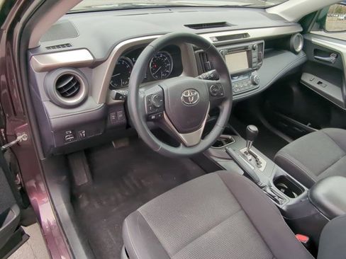 Used 2016 Toyota RAV4 XLE image 9