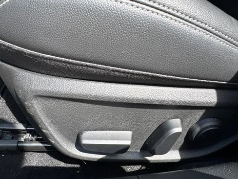 Used 2026 Genesis G70 2.5T AWD/4WD image 11