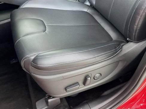 Used 2023 Hyundai Santa Fe SEL w/ Premium Package image 16