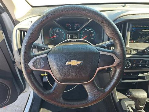 Used 2019 Chevrolet Colorado W/T w/ WT Convenience Package RWD image 18