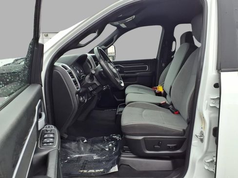 Certified 2024 RAM 2500 Big Horn AWD/4WD image 22
