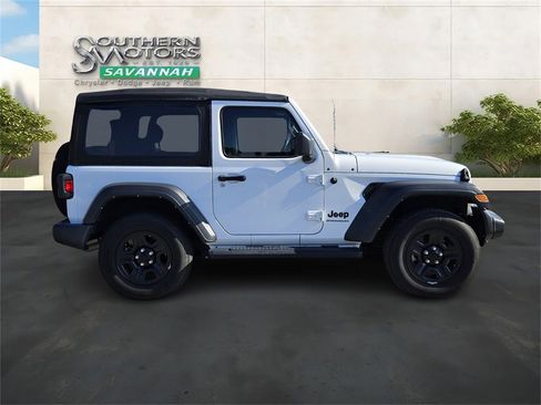 Used 2023 Jeep Wrangler Sport image 6