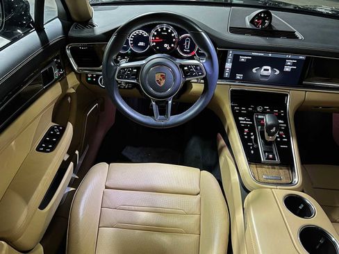 Used 2018 Porsche Panamera 4S AWD/4WD image 43