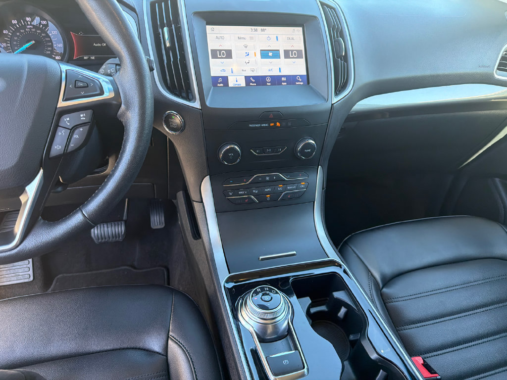 Used 2020 Ford Edge SEL w/ Convenience Package FWD image 28