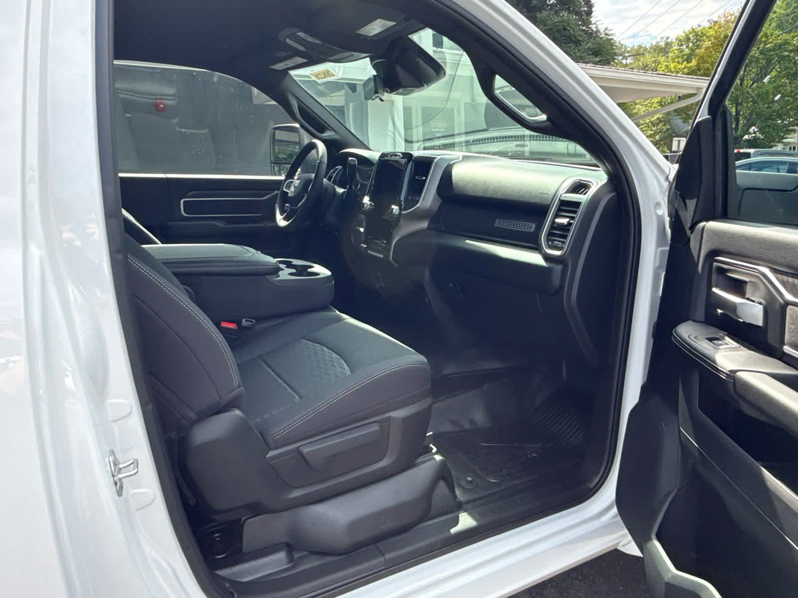 New 2026 RAM 5500 4x4 Regular Cab image 18
