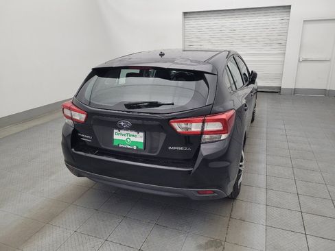Used 2018 Subaru Impreza 2.0i image 7