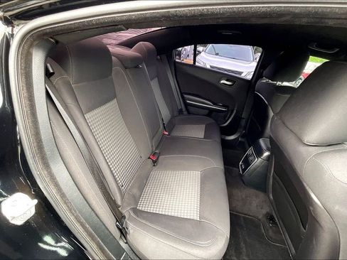 Used 2019 Dodge Charger R/T RWD image 37