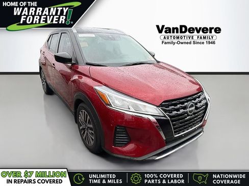 Used 2023 Nissan Kicks SV FWD image 1