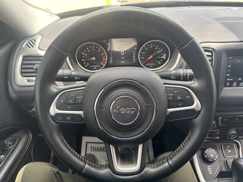 Used 2021 Jeep Compass Latitude w/ Convenience Group AWD/4WD image 12