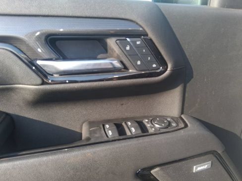 Used 2025 GMC Sierra 2500 AT4 AWD/4WD image 10