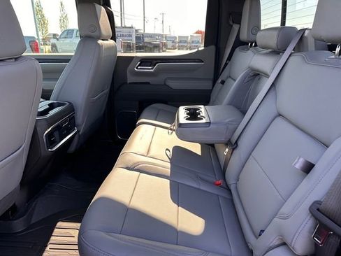 New 2026 GMC Sierra 1500 SLT w/ SLT Premium Plus Package image 21