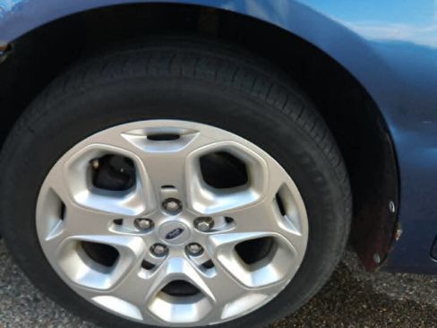 Used 2010 Ford Fusion SE image 26