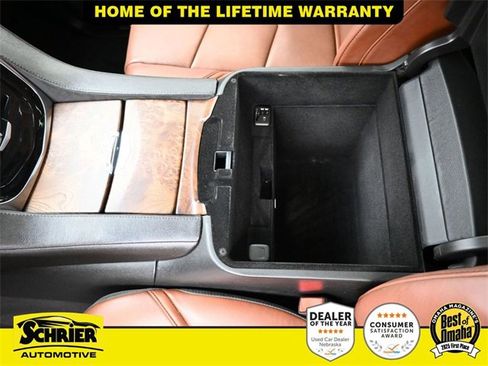 Used 2015 Cadillac Escalade Premium image 30