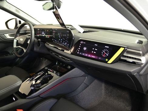 New 2025 Audi A5 2.0T Prestige image 18