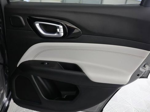 Used 2024 Jeep Compass Limited w/ Sun and Sound Group image 27