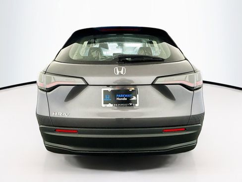 Used 2026 Honda HR-V LX image 5