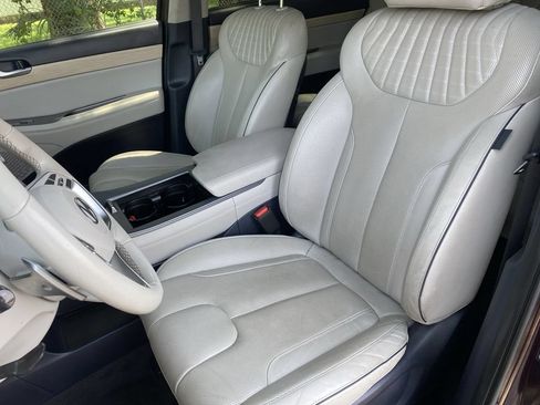Certified 2024 Hyundai Palisade Limited AWD/4WD image 11