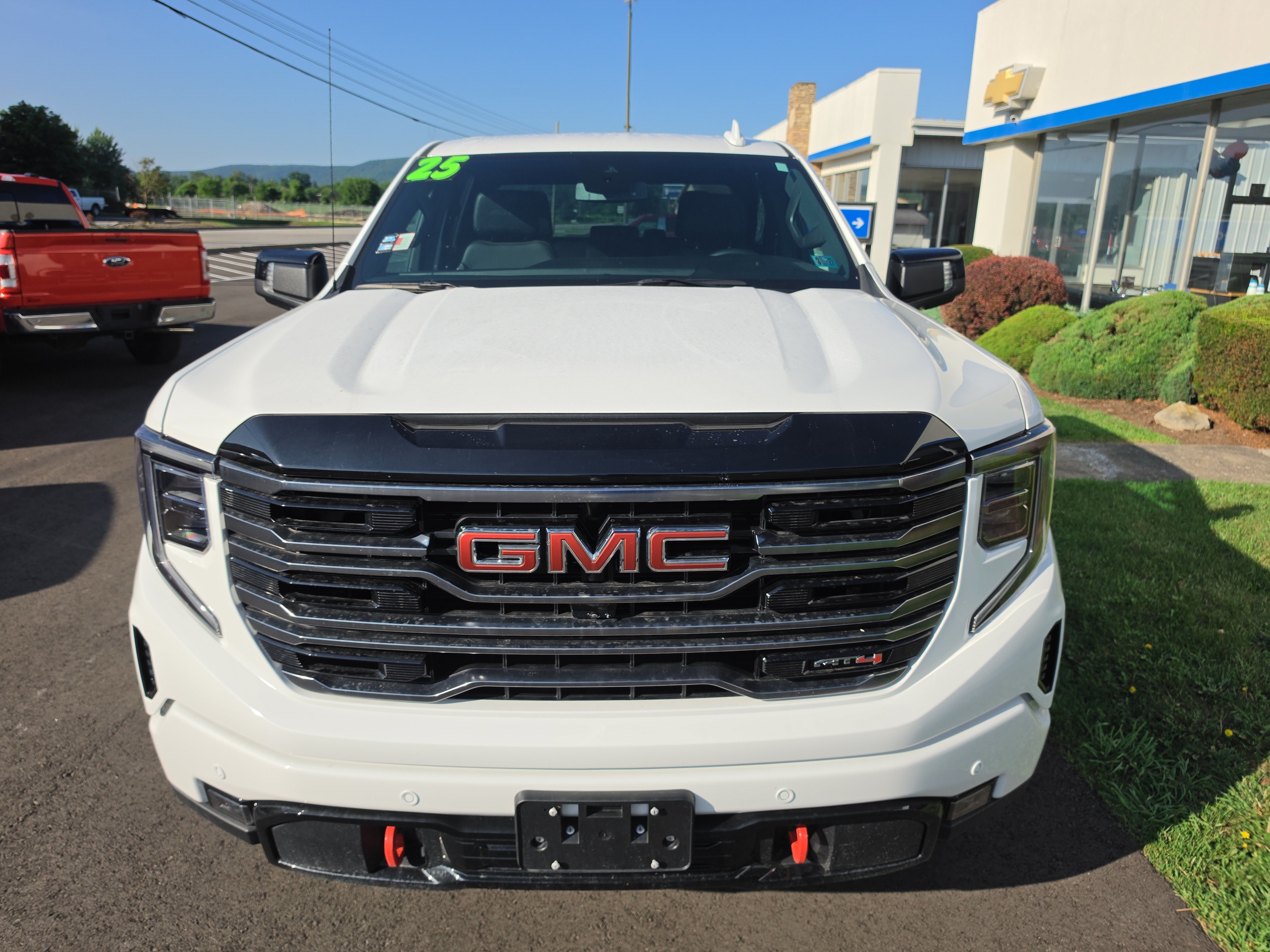 Used 2025 GMC Sierra 1500 AT4 AWD/4WD image 9
