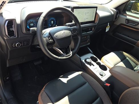 New 2025 Ford Bronco Sport Outer Banks w/ Outer Banks Tech Package+ image 15