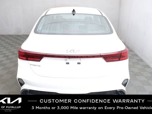 Used 2023 Kia Forte LXS w/ LXS Technology Package image 6