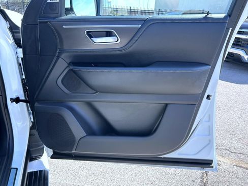 Used 2026 INFINITI QX80 Pure w/ Cargo Package AWD/4WD image 13