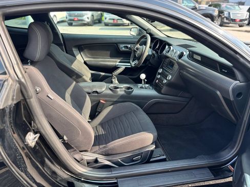 Used 2016 Ford Mustang GT w/ GT Performance Package RWD image 14