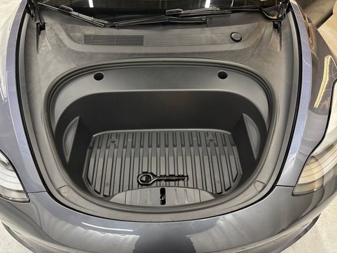 Used 2023 Tesla Model 3 Standard Range image 22