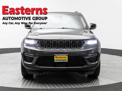 Used 2022 Jeep Grand Cherokee Limited 4xe AWD/4WD image 2