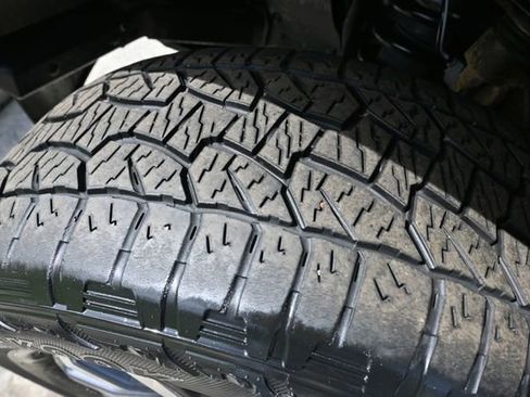 Used 2021 Ford Ranger Lariat w/ Equipment Group 501A High image 9