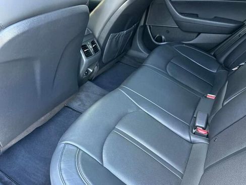 Used 2018 Hyundai Sonata Limited image 11