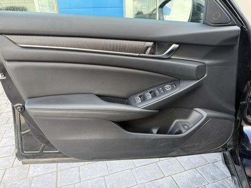 Used 2019 Honda Accord EX image 20