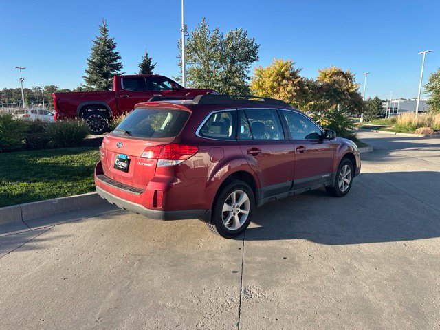 Used 2014 Subaru Outback 2.5i w/ Alloy Wheel Package AWD/4WD image 3