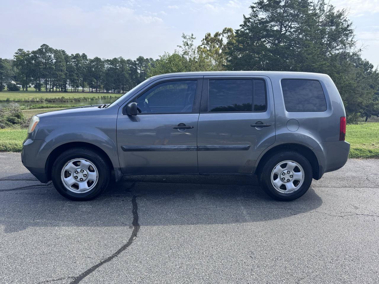 Used 2013 Honda Pilot LX image 4