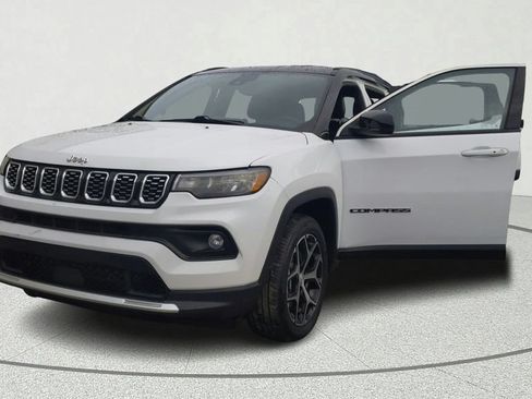Used 2024 Jeep Compass Limited AWD/4WD image 10