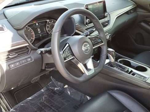 Used 2020 Nissan Altima 2.5 Platinum image 15