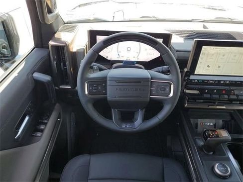 New 2025 GMC Hummer EV 3X image 11