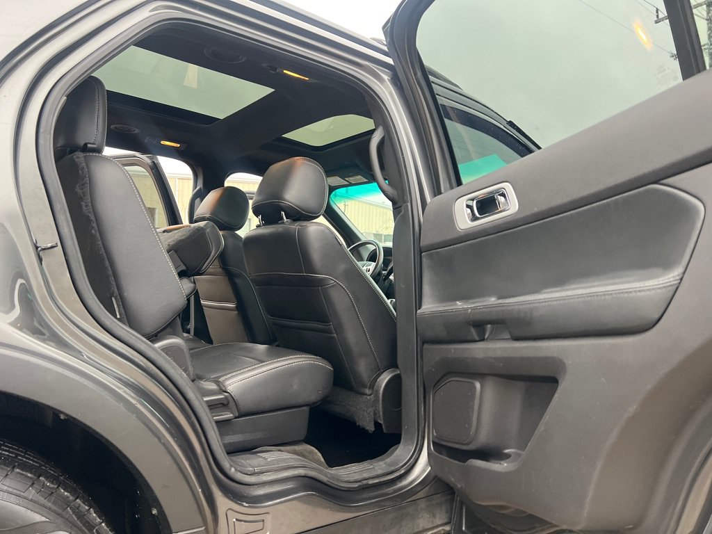 Used 2015 Ford Explorer Sport w/ Equipment Group 401A AWD/4WD image 13