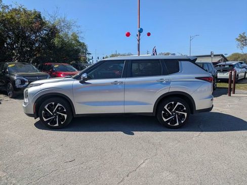 Used 2022 Mitsubishi Outlander ES image 6