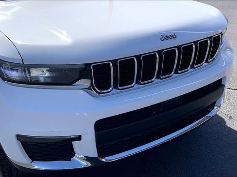 Used 2021 Jeep Grand Cherokee L Limited image 30