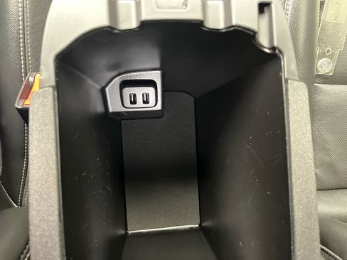 Certified 2024 GMC Terrain SLT image 26