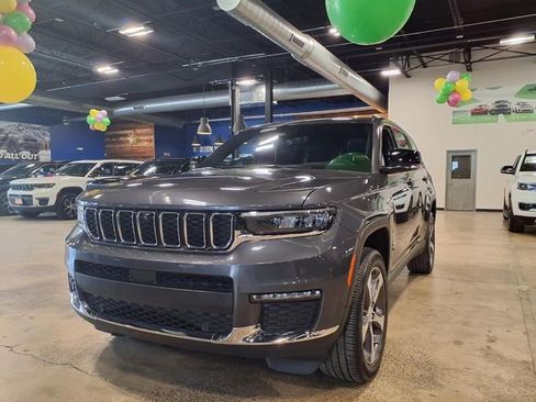 Used 2024 Jeep Grand Cherokee L Limited w/ Luxury Tech Group II AWD/4WD image 4