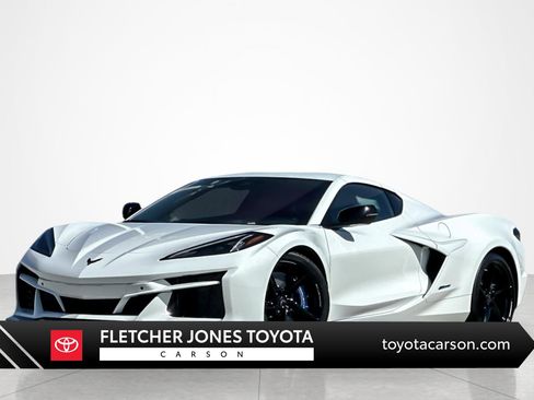 Used 2026 Chevrolet Corvette E-Ray w/ Stealth Interior Trim Package AWD/4WD image 1